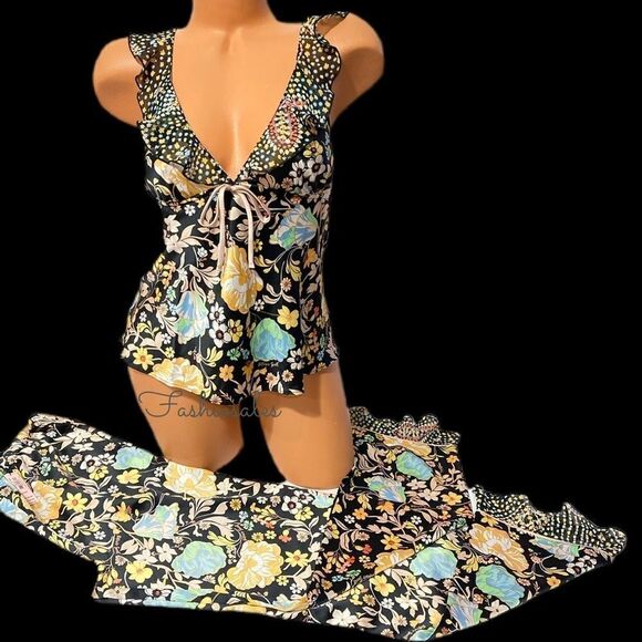 Victorias Secret Supersoft Silky Satin floral Ruffle Cami tank  pants pajama set - Picture 4 of 4